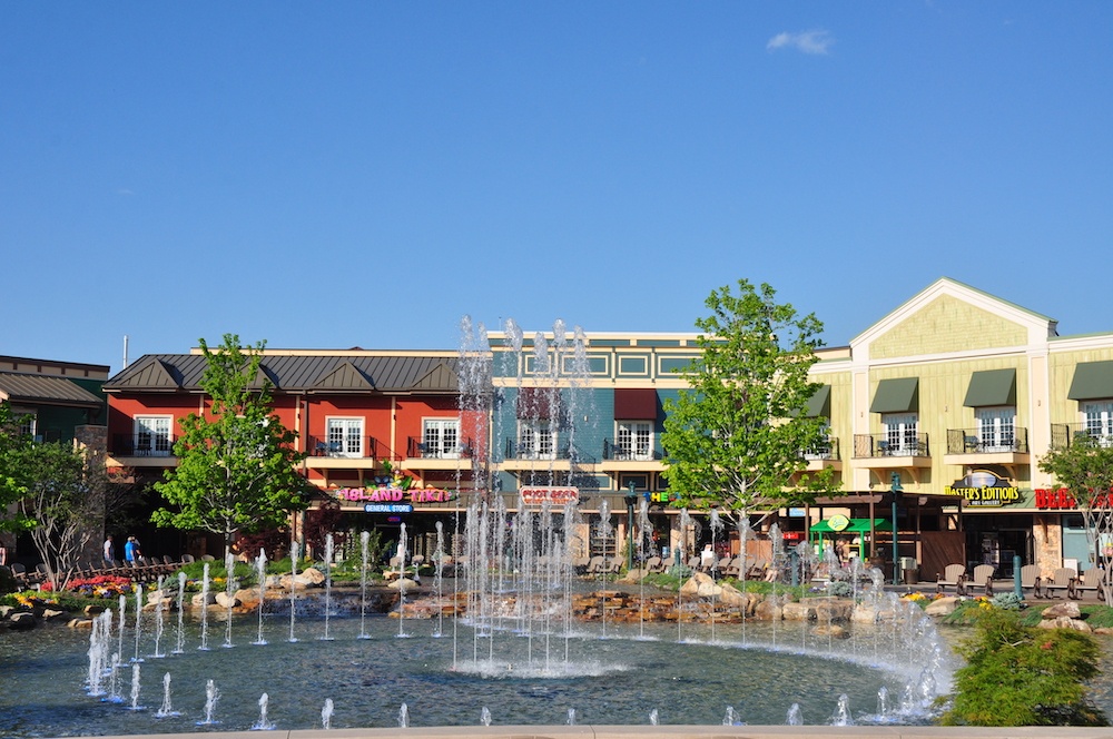 shops at the island in pigeon forge